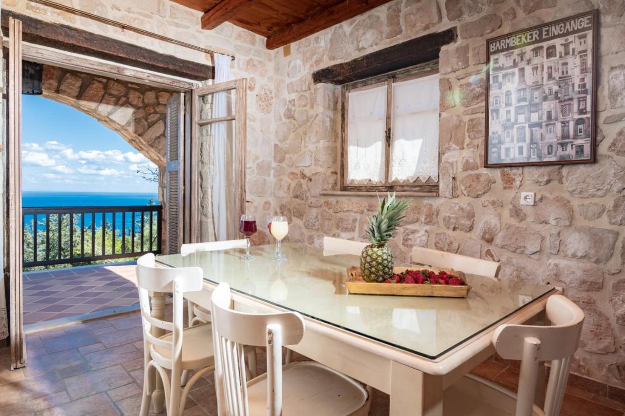 Ferienhaus Strofilia Authentic